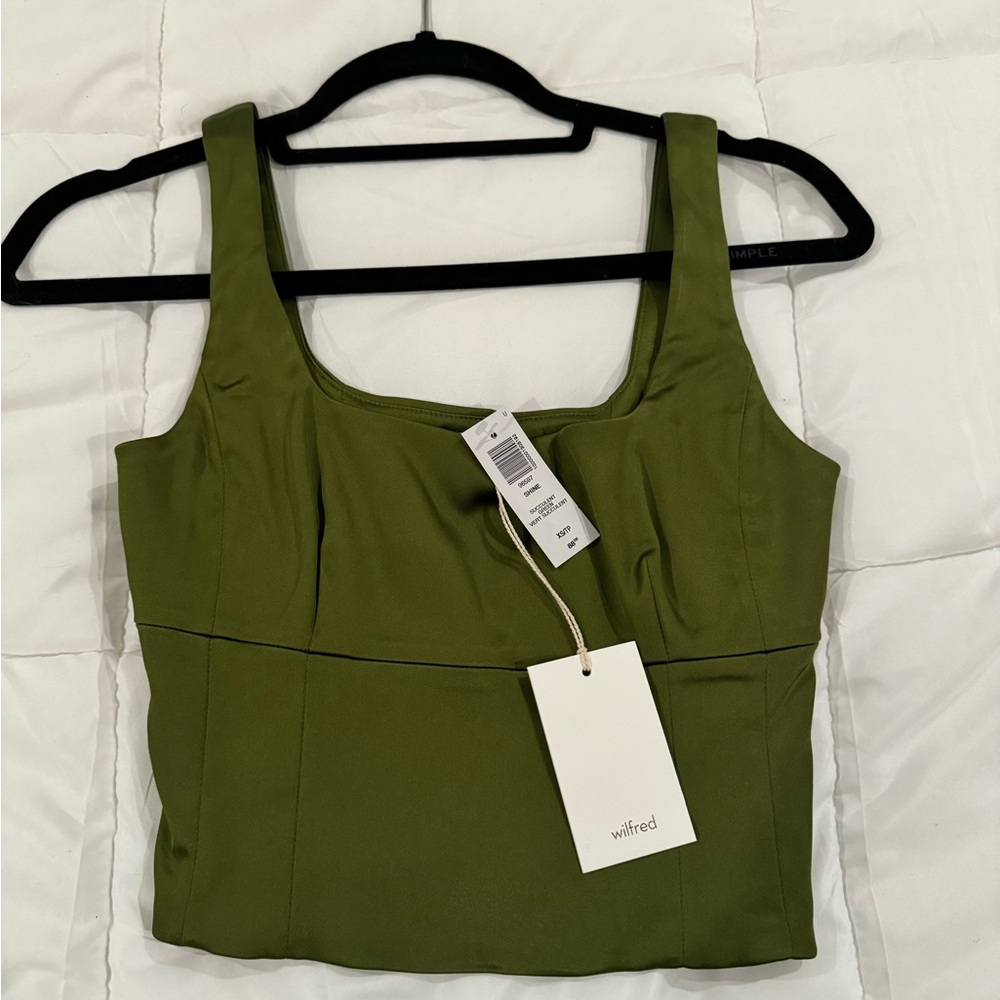 Aritzia top